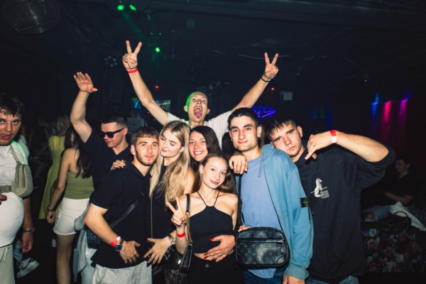 Russische Party in Frankfurt, MONDAE CLUB — vpiska, 18.07.2026 (Foto 29 von 61)