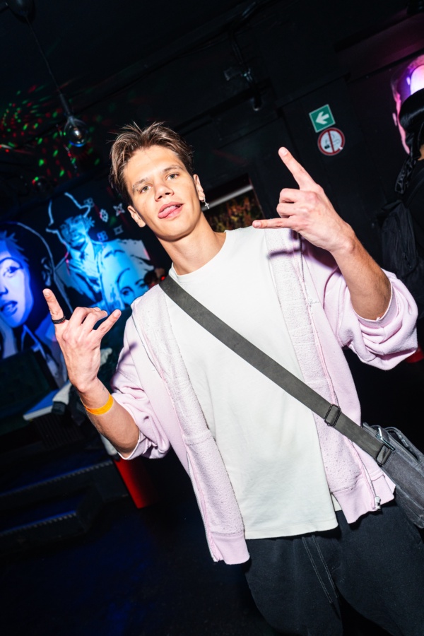 Russische Party in Frankfurt, Mondae Club — vpiska, 03.10.2026 (Foto 20 von 104)
