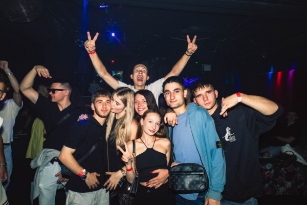 Russische Party in Frankfurt, MONDAE CLUB — vpiska, 18.07.2026 (Foto 28 von 61)